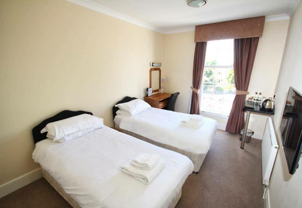 The Lawns Guest House Retford Zewnętrze zdjęcie